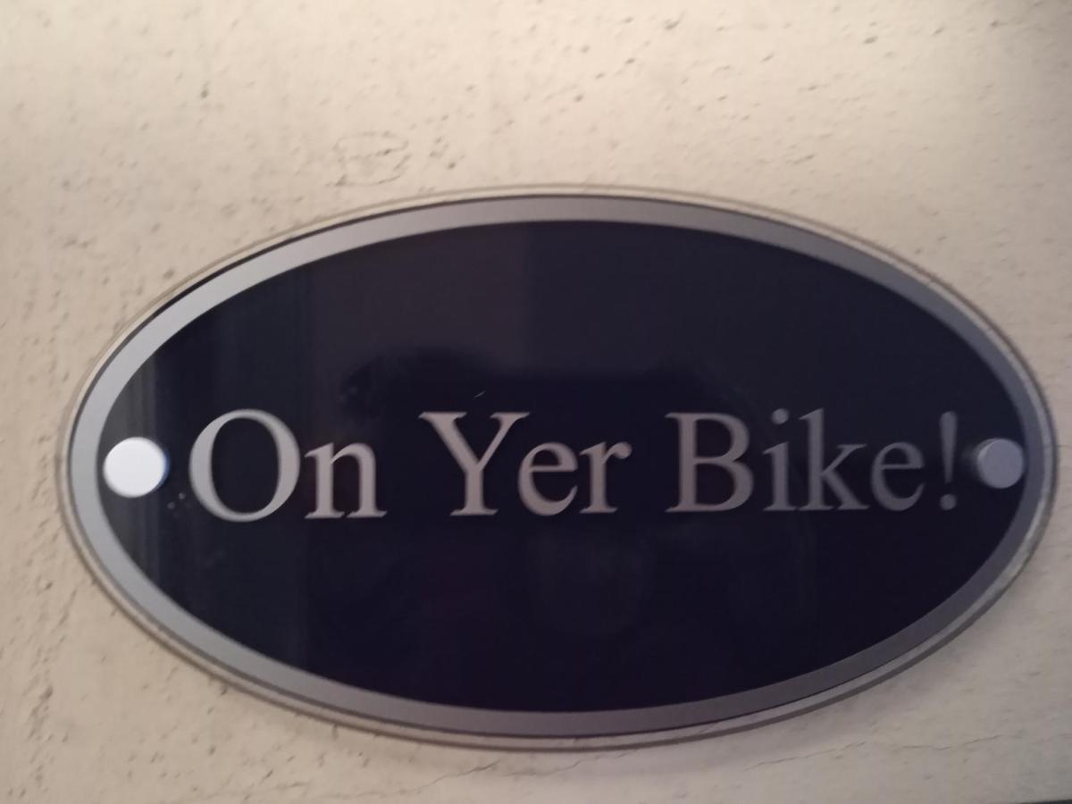 On Yer Bike & Gone Fishin Villa Millport Exteriör bild