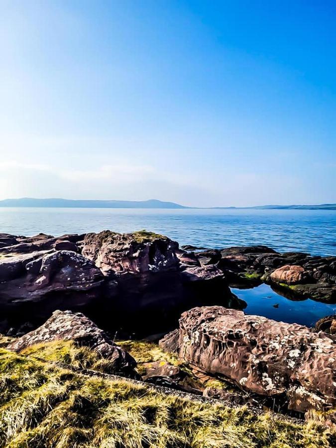 On Yer Bike & Gone Fishin Villa Millport Exteriör bild